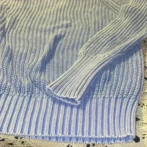 Free People Half Moon 100% cotton sweater - Picture 2 of 5